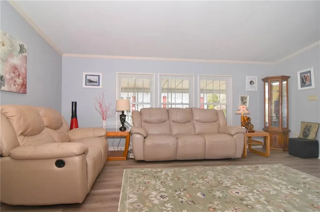 181 Little Pond Road South Kingstown RI 02879