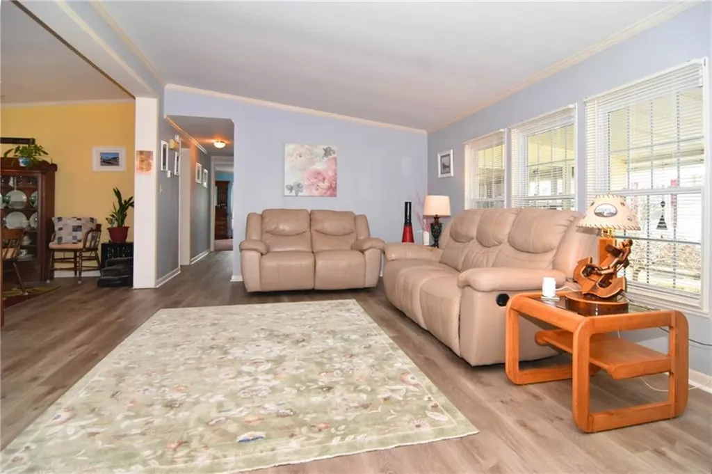 181 Little Pond Road South Kingstown RI 02879