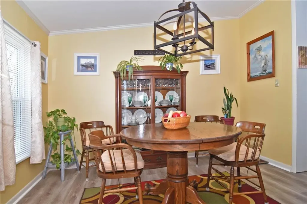 181 Little Pond Road South Kingstown RI 02879