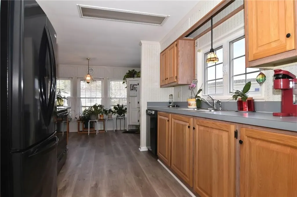 181 Little Pond Road South Kingstown RI 02879