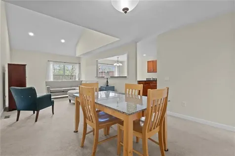 30 Alpine Way North Smithfield RI 02896