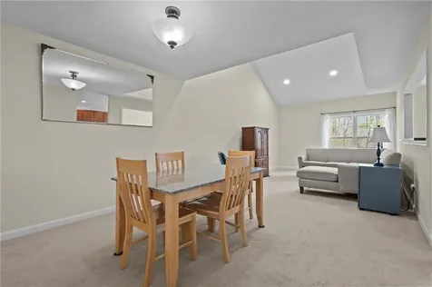 30 Alpine Way North Smithfield RI 02896