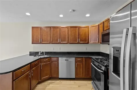 30 Alpine Way North Smithfield RI 02896