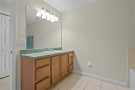 30 Alpine Way North Smithfield RI 02896