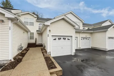 30 Alpine Way North Smithfield RI 02896