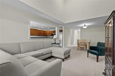 30 Alpine Way North Smithfield RI 02896