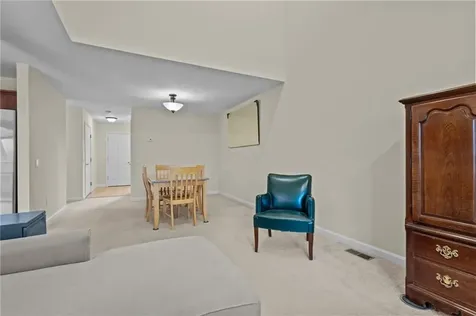 30 Alpine Way North Smithfield RI 02896