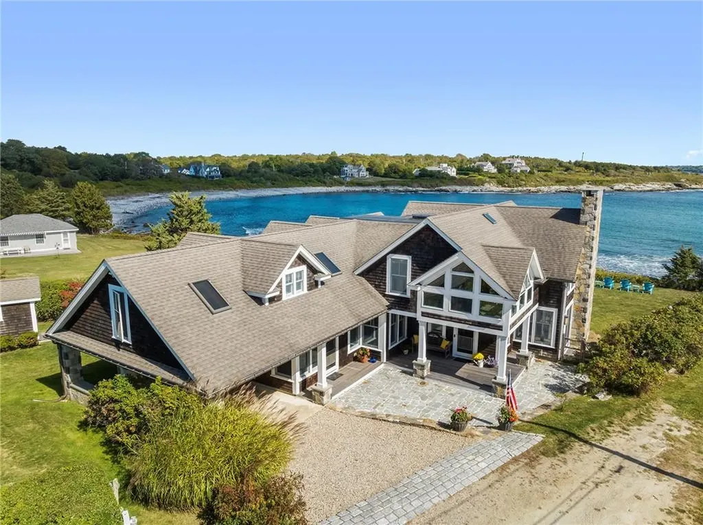 4 Hull Cove Street Jamestown RI 02835