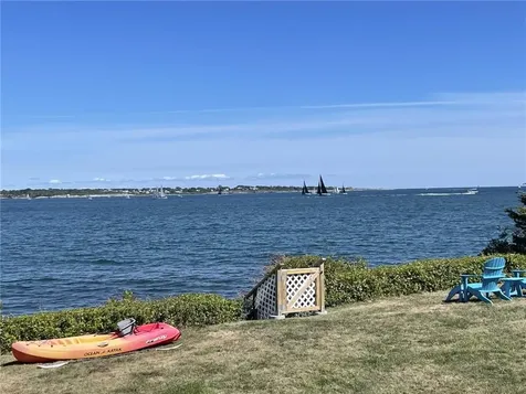 4 Hull Cove Street Jamestown RI 02835