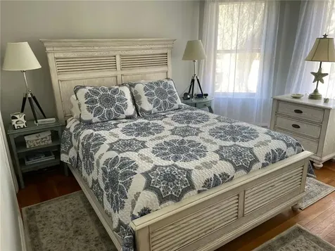 4 #2&3 Bayview Avenue Bristol RI 02809