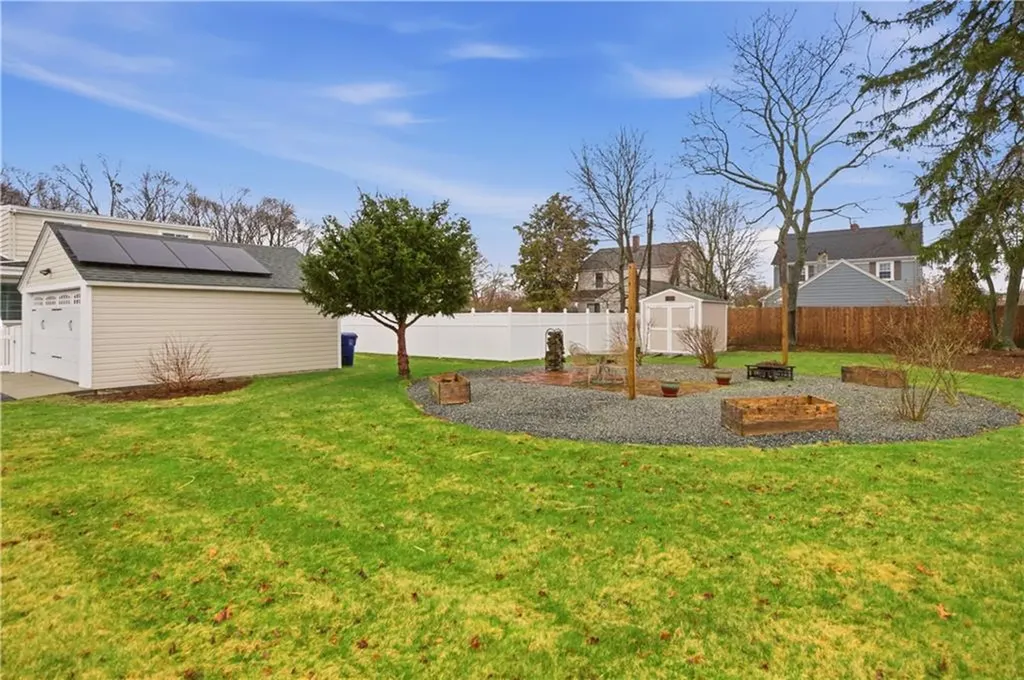 287 Parkside Drive Warwick RI 02888