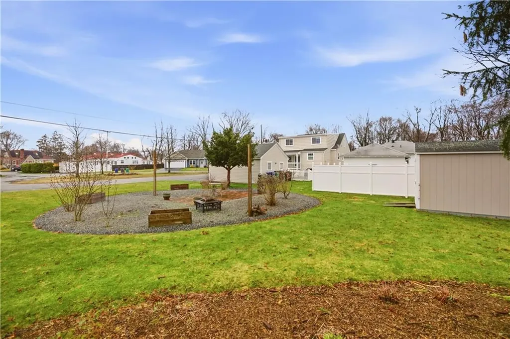 287 Parkside Drive Warwick RI 02888