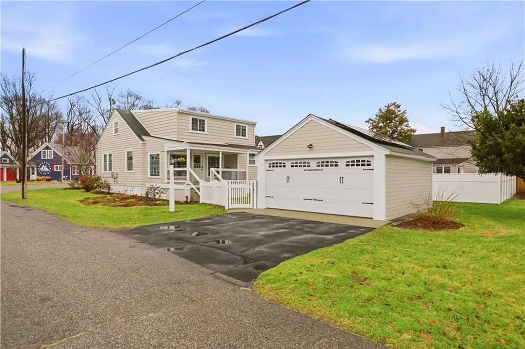 287 Parkside Drive Warwick RI 02888