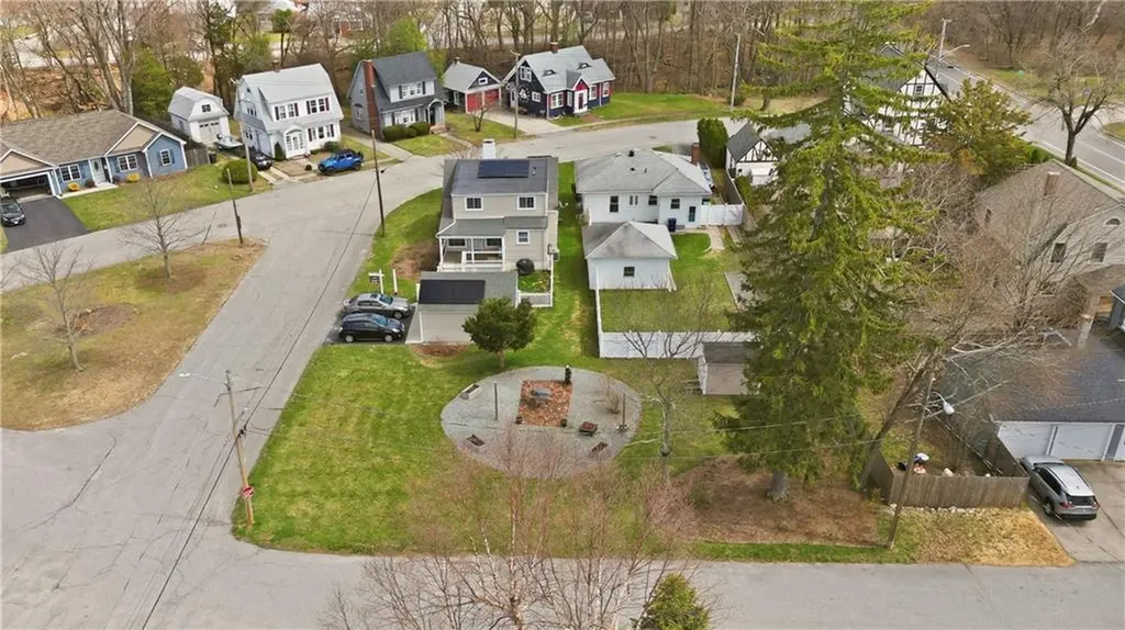 287 Parkside Drive Warwick RI 02888