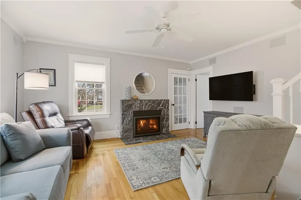 287 Parkside Drive Warwick RI 02888