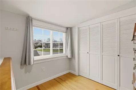 287 Parkside Drive Warwick RI 02888