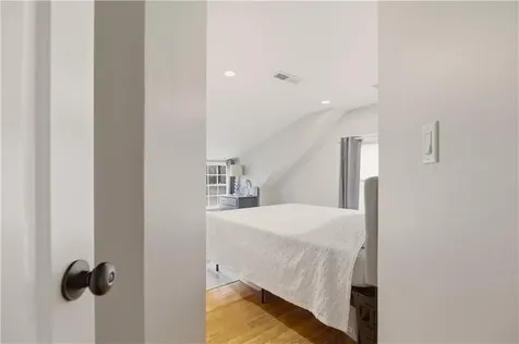 287 Parkside Drive Warwick RI 02888