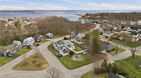 287 Parkside Drive Warwick RI 02888
