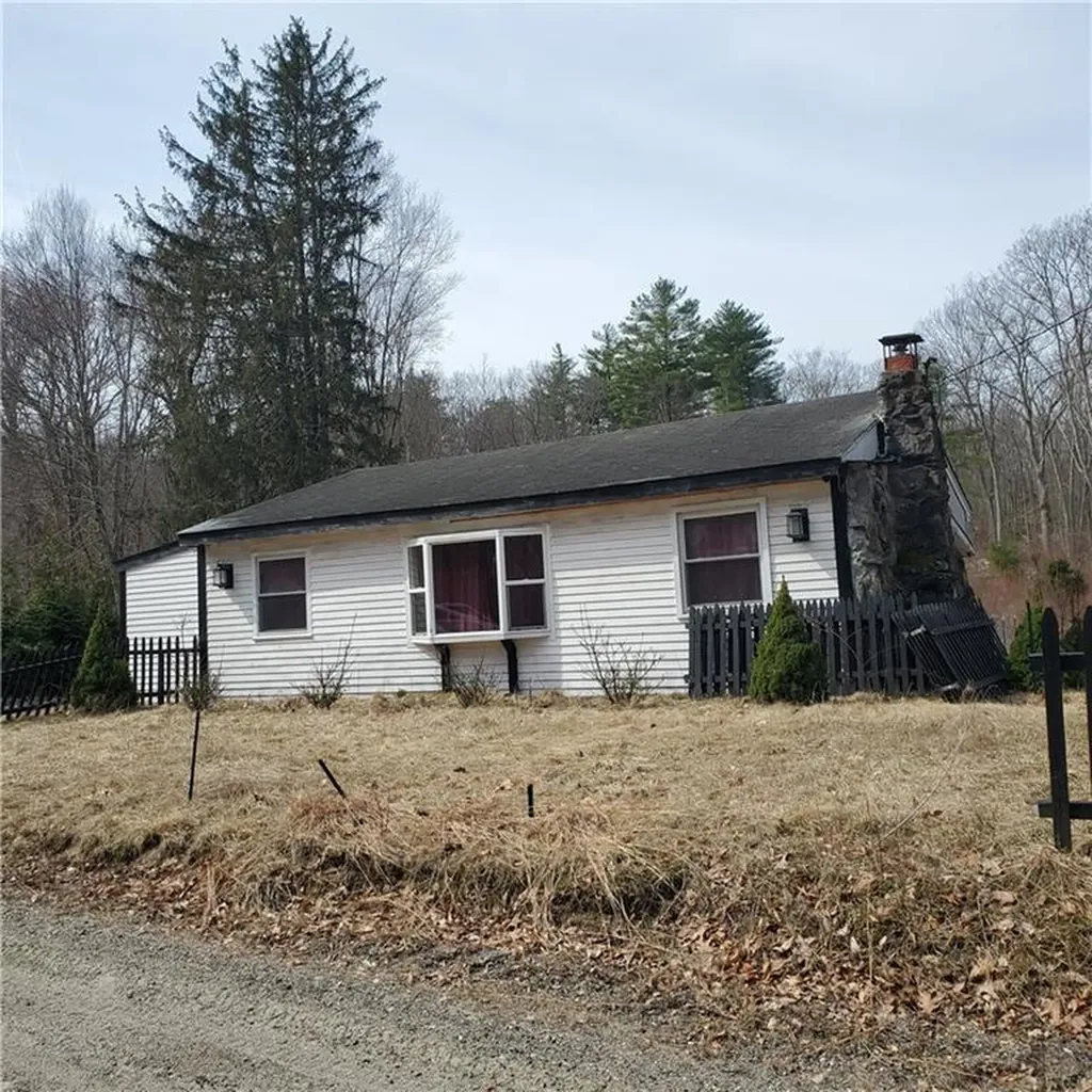 121 Dexter Lane Scituate RI 02857
