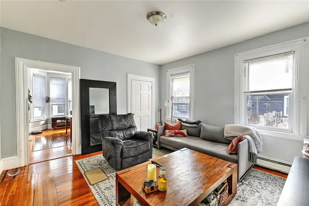 390 Hope Street Providence RI 02906