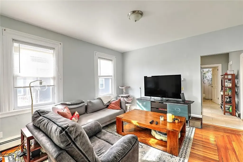390 Hope Street Providence RI 02906