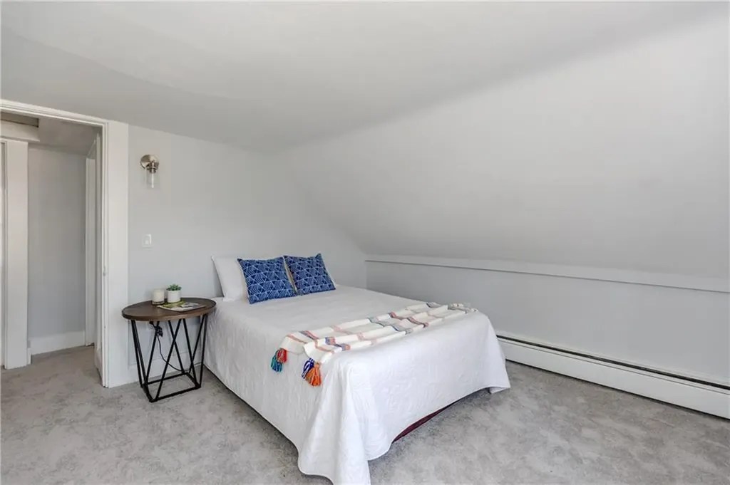 13 Earl Street West Warwick RI 02893