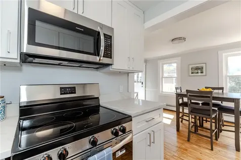 13 Earl Street West Warwick RI 02893