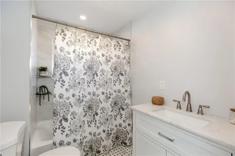 13 Earl Street West Warwick RI 02893