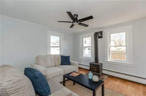 13 Earl Street West Warwick RI 02893