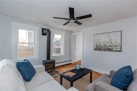 13 Earl Street West Warwick RI 02893