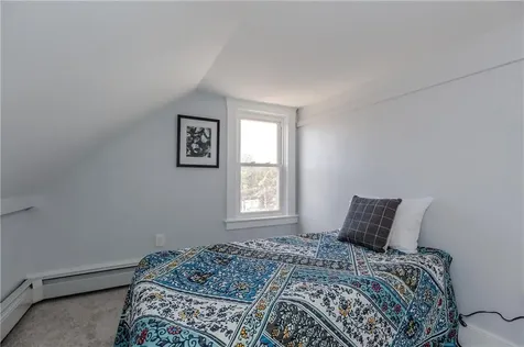 13 Earl Street West Warwick RI 02893