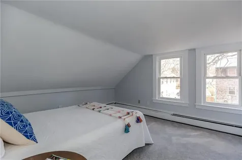 13 Earl Street West Warwick RI 02893