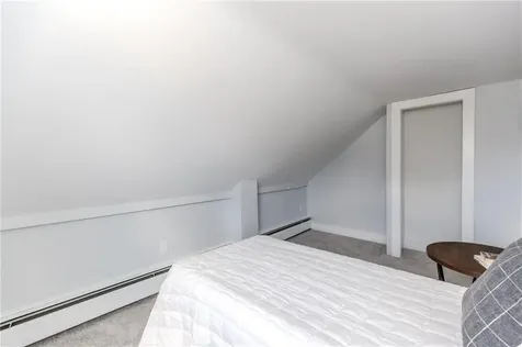 13 Earl Street West Warwick RI 02893