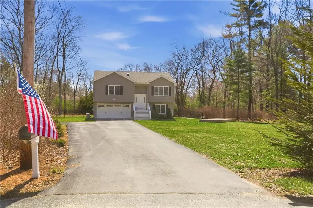 90 Mockingbird Drive Exeter RI 02822