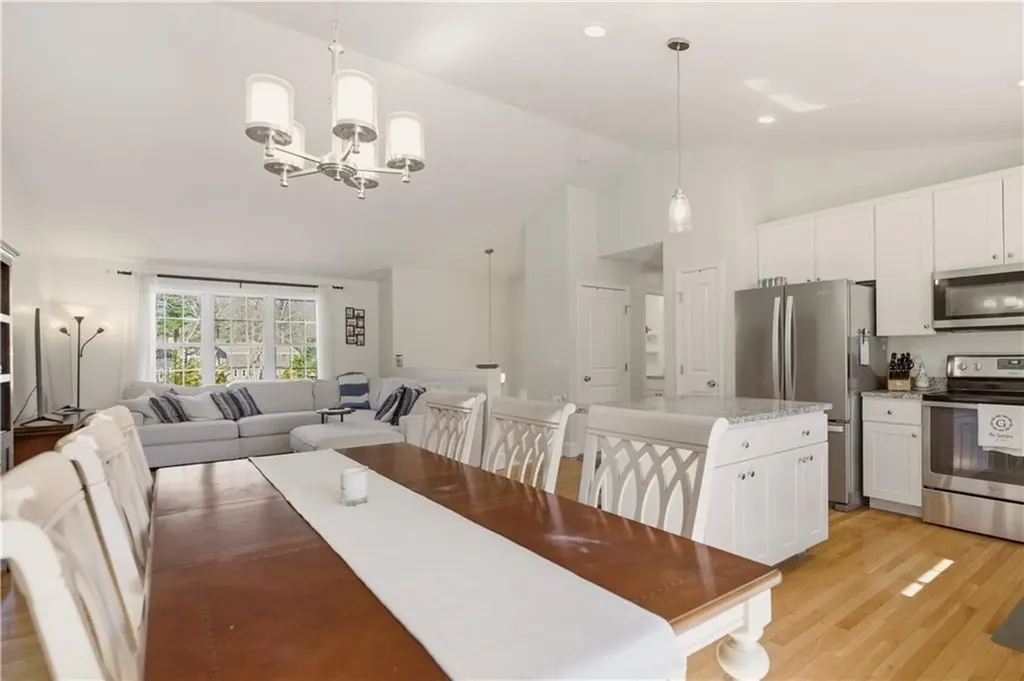90 Mockingbird Drive Exeter RI 02822