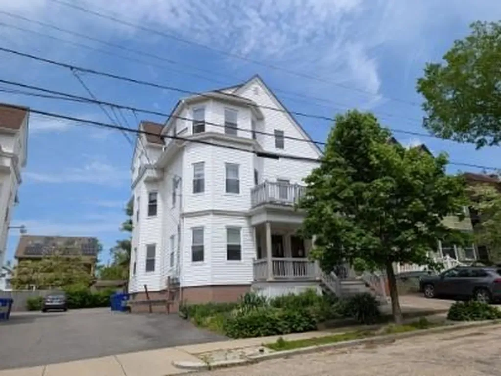 228 Pleasant Street Providence RI 02906