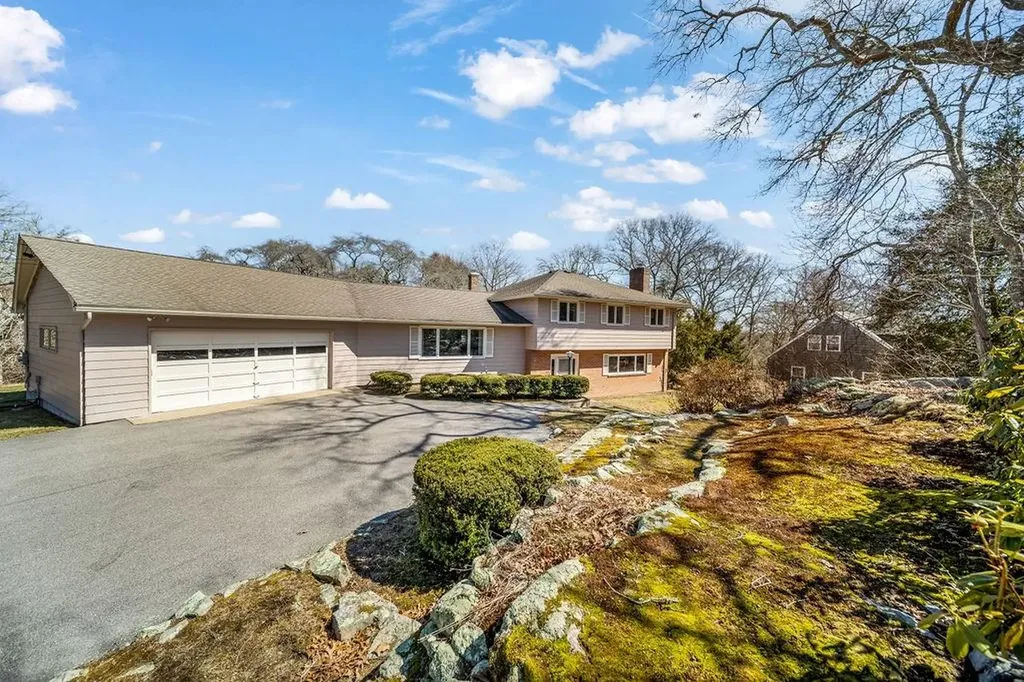 39 Brookside Drive Charlestown RI 02813