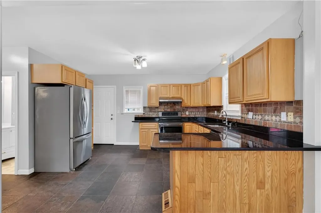 51 Klondike Street Providence RI 02909