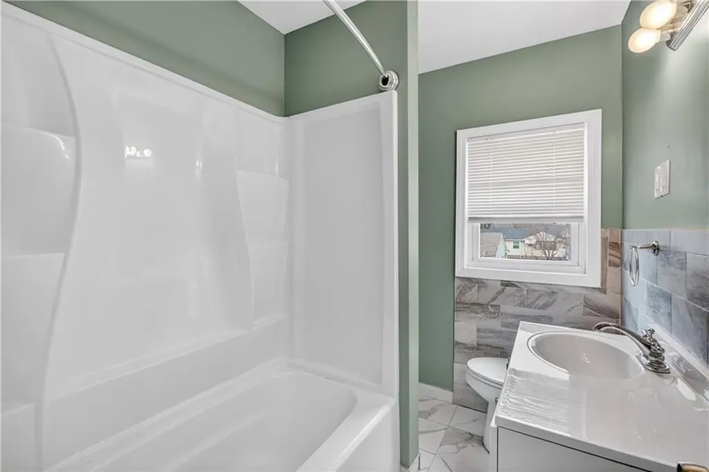 51 Klondike Street Providence RI 02909