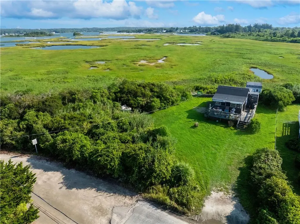 853 W Beach Road Charlestown RI 02813