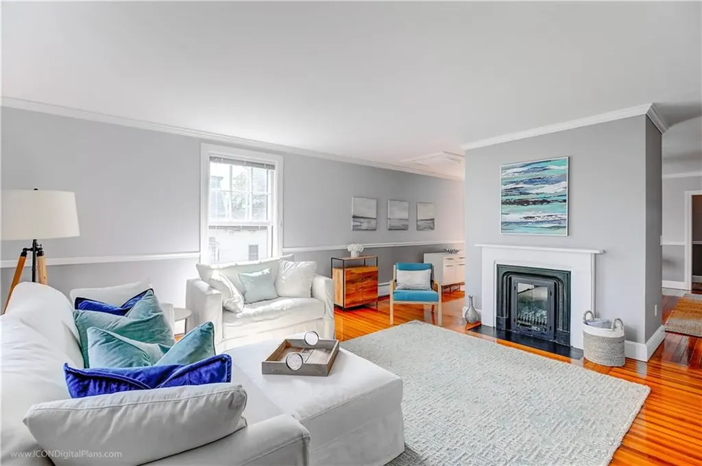 32 Catherine Street Newport RI 02840