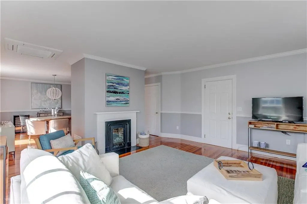 32 Catherine Street Newport RI 02840