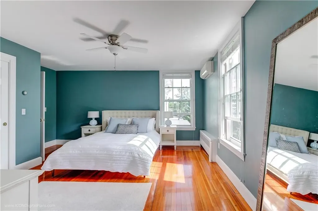 32 Catherine Street Newport RI 02840