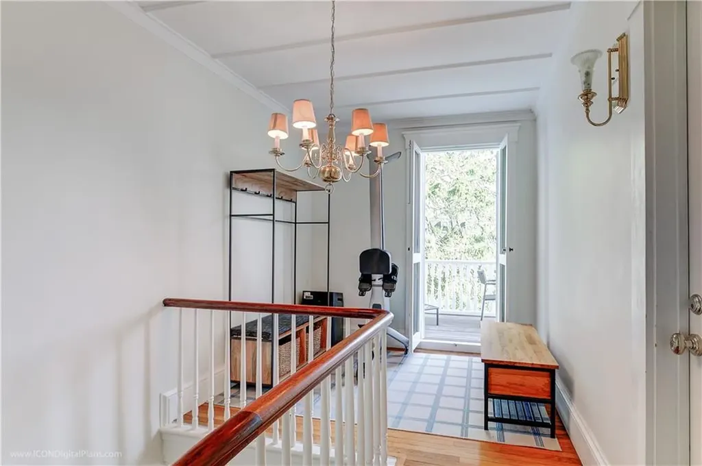 32 Catherine Street Newport RI 02840