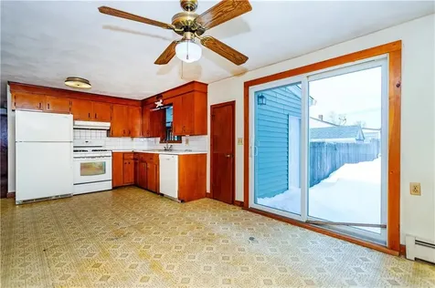 586 Child Street Warren RI 02885