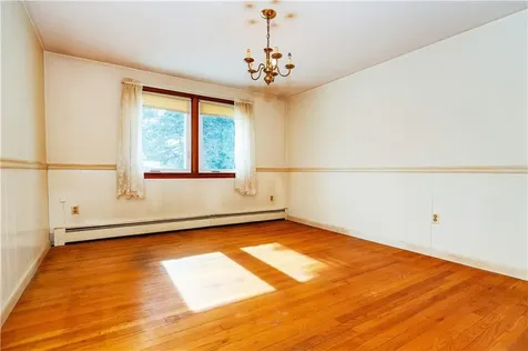 586 Child Street Warren RI 02885