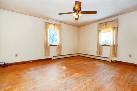 586 Child Street Warren RI 02885