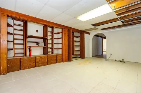 586 Child Street Warren RI 02885