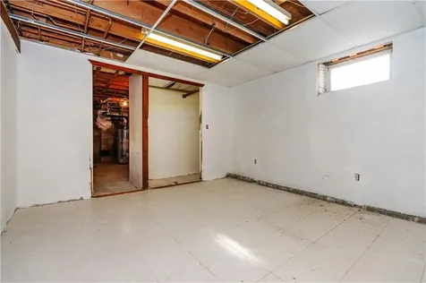 586 Child Street Warren RI 02885