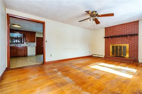 586 Child Street Warren RI 02885